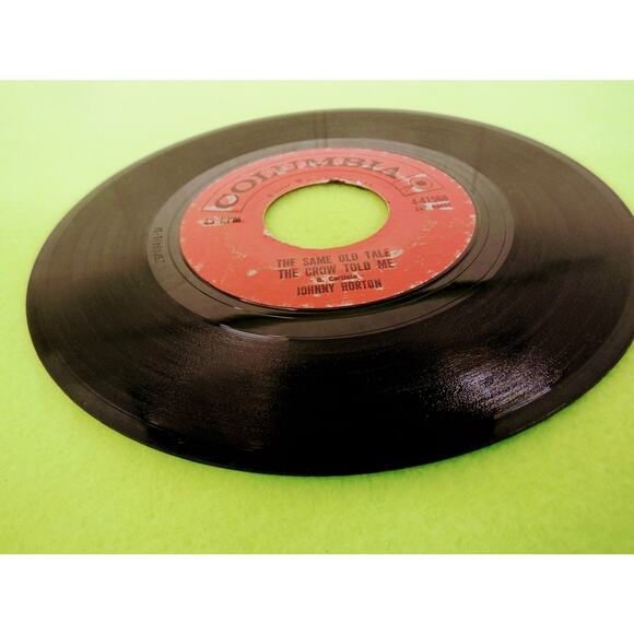Johnny Horton - Sink the Bismark / Same Old Tale - 45rpm Vinyl Record Single 7" - Picture 3 of 6